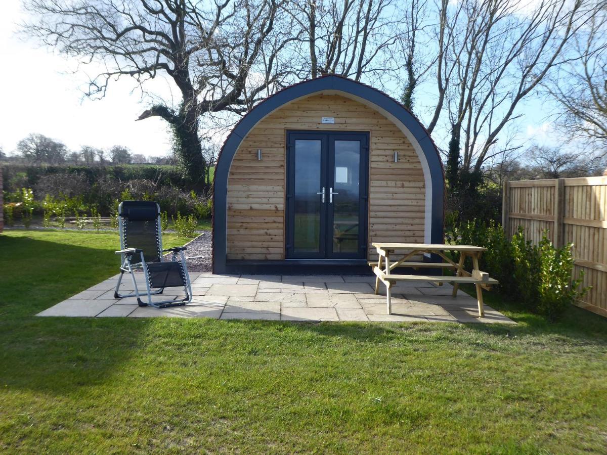 Honeypot Hideaways Luxury Glamping - Exclusively For Adults Hotel Chester Exterior photo